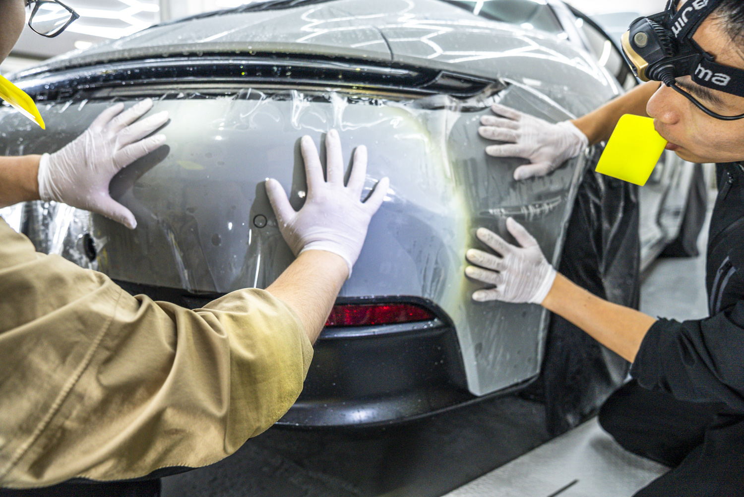 ポルシェ911 Targa 4 GTS ボディ プロテクションフィルム施工中