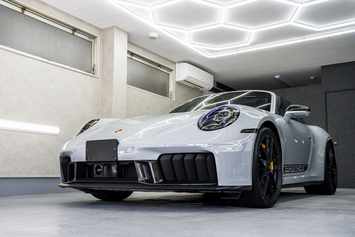 ポルシェ911 Targa 4 GTS リアフェンダー PPF貼付